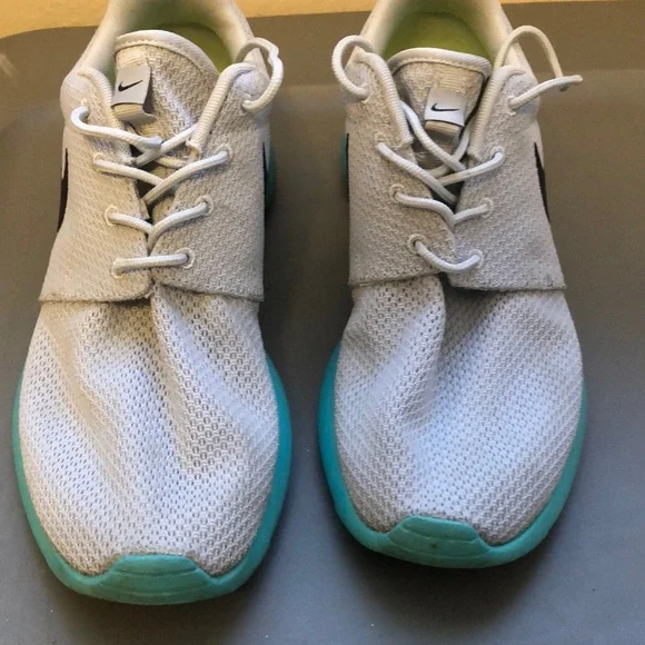 Nike Roshe Run Men’s Shoes - Light Gray/Teal, Size 8 (Fits Women’s Size 9.5) - Picture 10 of 10
